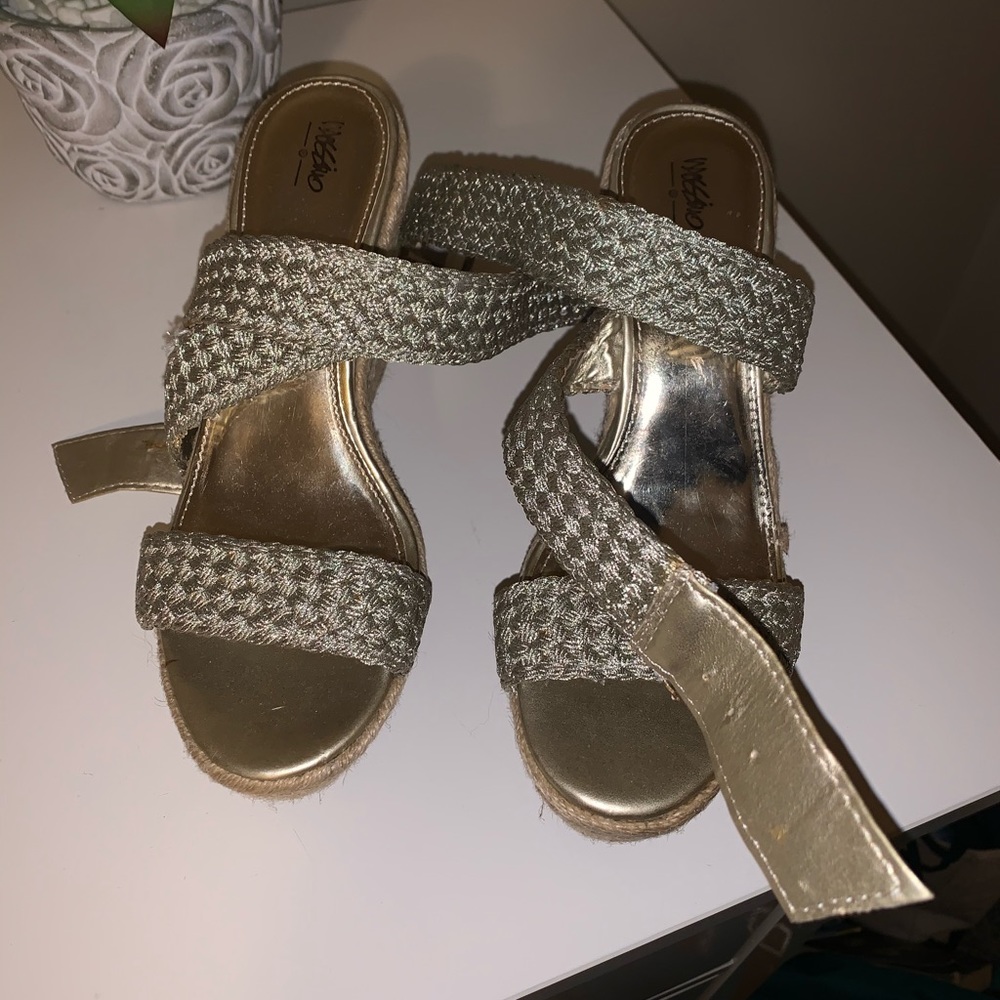 Wedges - Picture 2 of 4